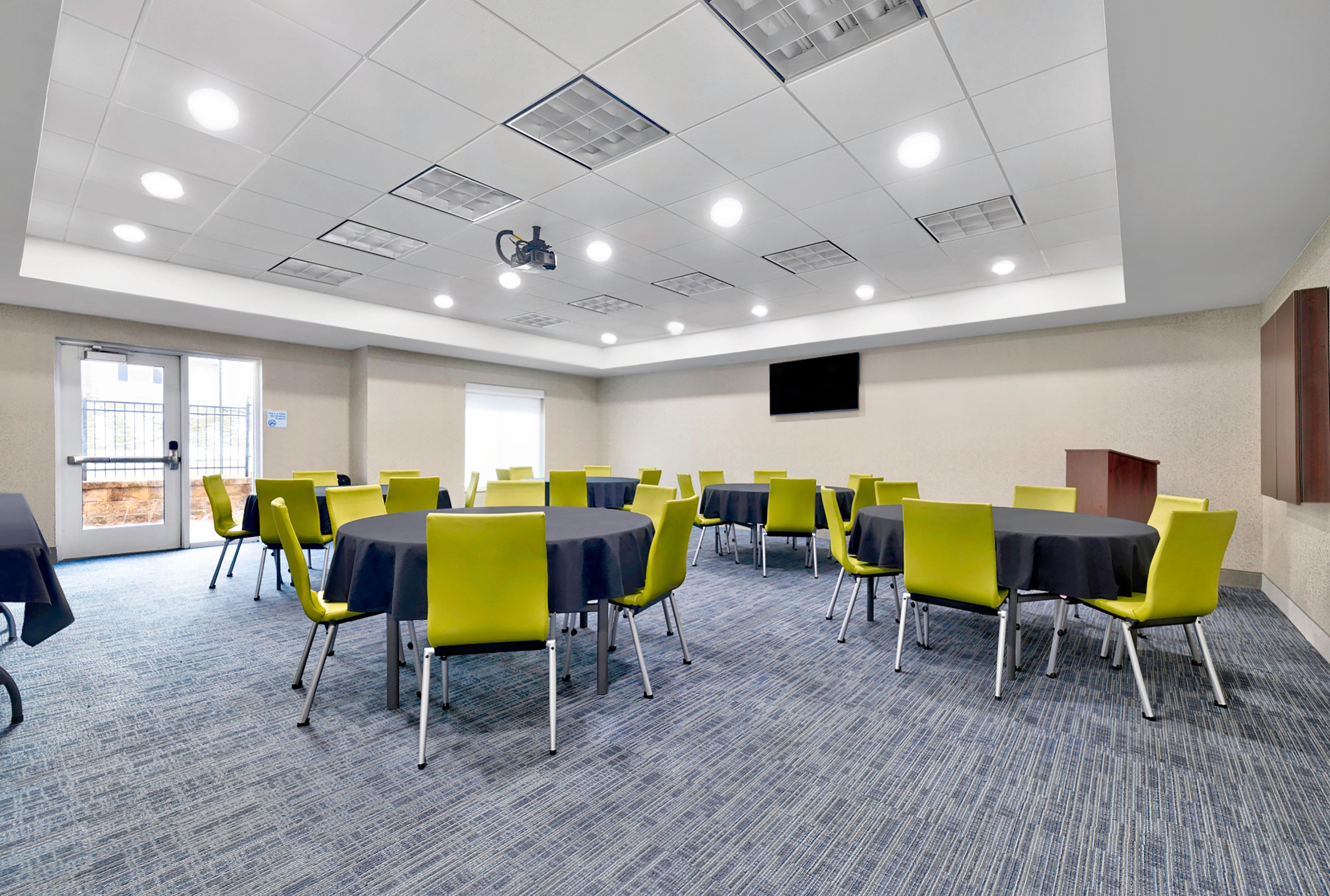 Holiday Inn Express Hotel & Suites Kansas City - Grandview By Ihg Экстерьер фото