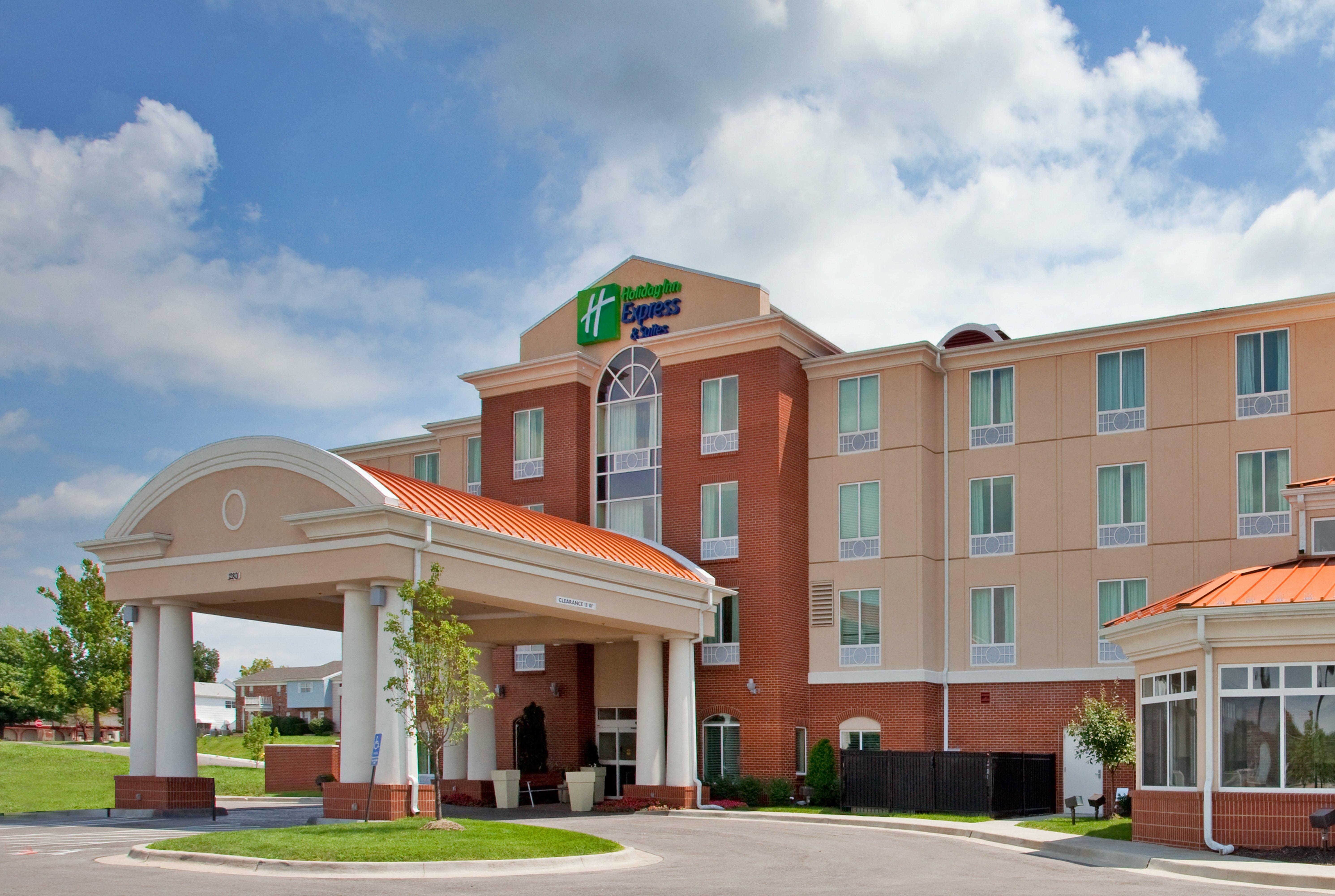 Holiday Inn Express Hotel & Suites Kansas City - Grandview By Ihg Экстерьер фото