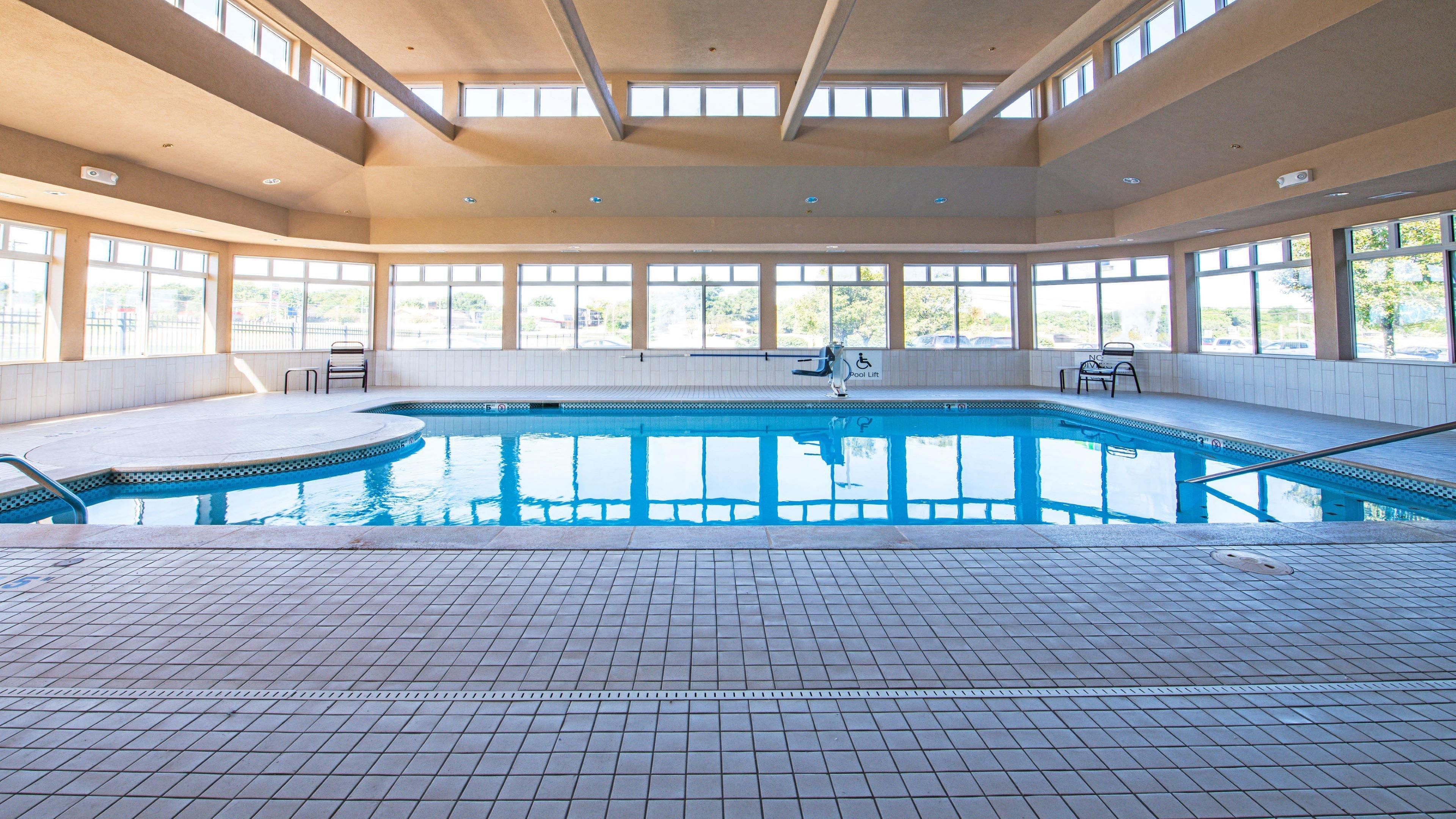 Holiday Inn Express Hotel & Suites Kansas City - Grandview By Ihg Экстерьер фото